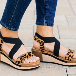 Yellow Box Janalee Sandals - Leopard Pring - size 11